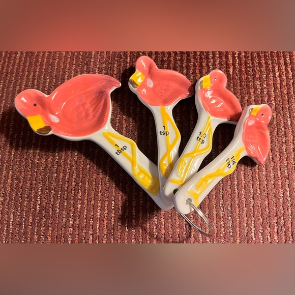 Pink Flamingo Measuring Spoons – 4 piece set  - Picture 2 of 2